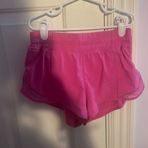 lulu sonic pink hotty hot 2.5 shorts